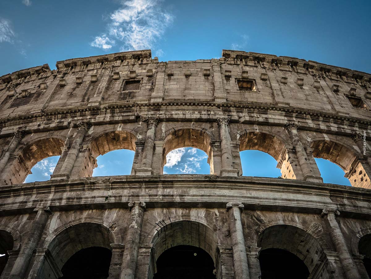 rome-italy-europe-collosseum-sky-historic-sighteesing-old-building-modeling-agency-become-a-model-ranking-help-travel-tourism