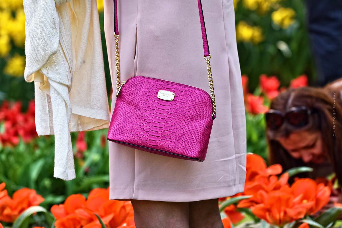 Jacquemus-le chiquito bag-bucket hat-bag-pink-woman-flower